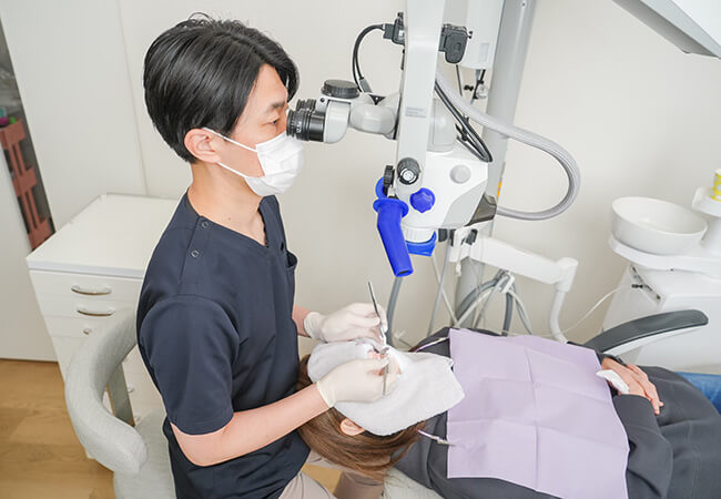 こんな治療にマイクロスコープが活躍します